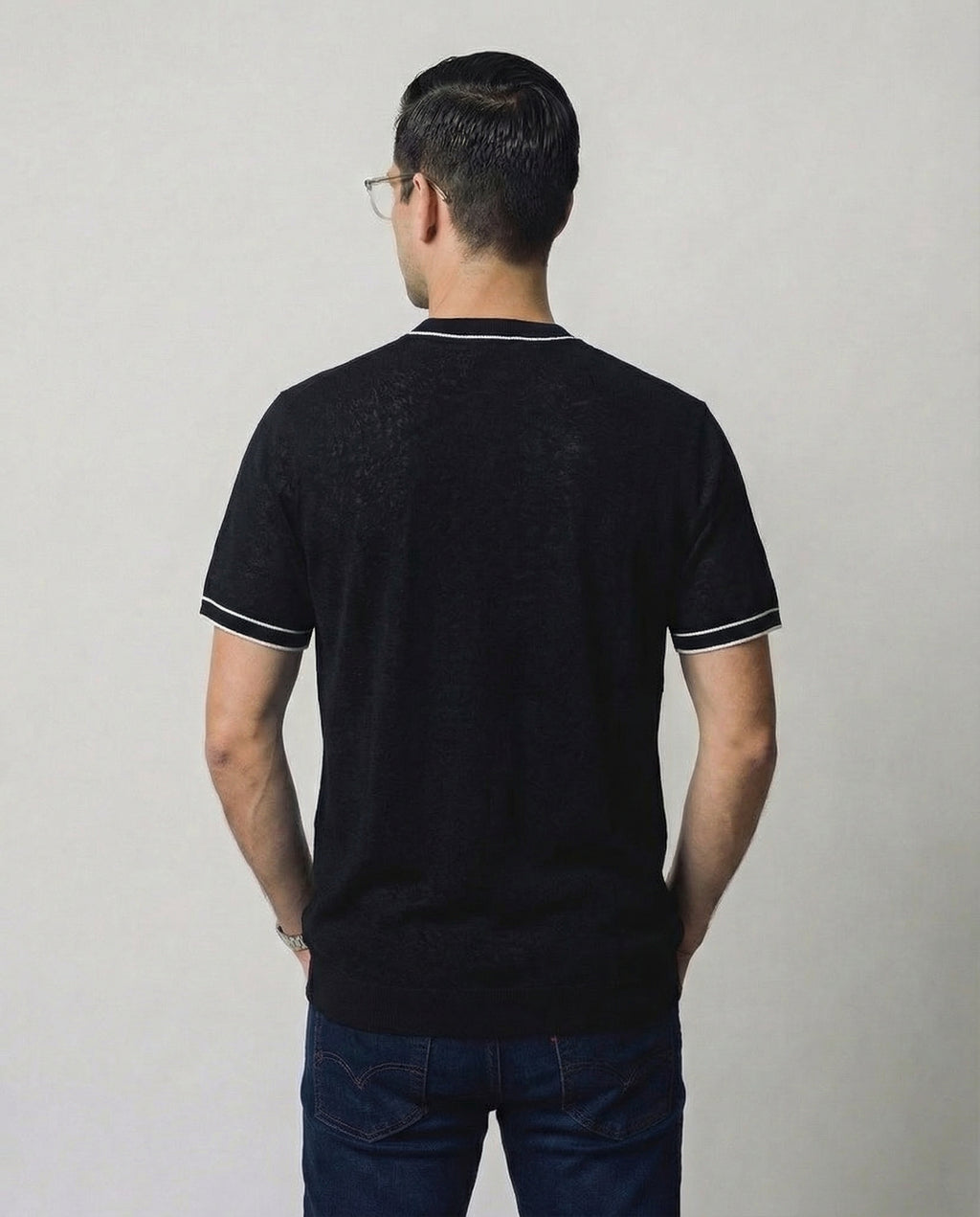 Vertical-Knit Round Neck Sweater