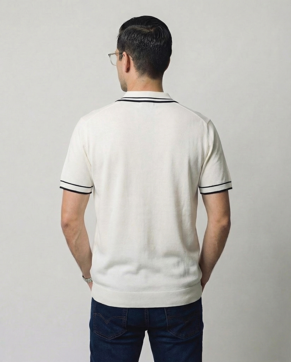 Vertical-Knit Round Neck Sweater